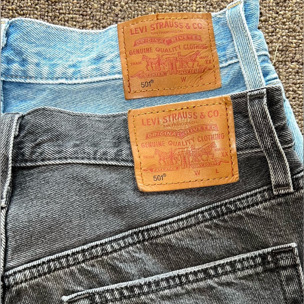 Levi’s cut off denim shorts